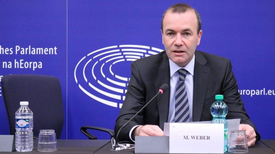 Manfred Weber az Azonnalinak: Majd döntünk a Momentumról, ha jelentkeznek