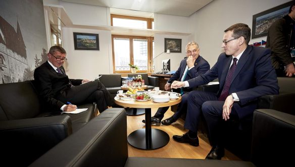 A V4-ek egységét robbanthatja szét az EU gigantikus pénzosztása