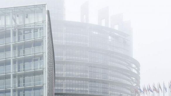 Kik ülhetnek be az Európai Parlamentbe a britek miatt? 