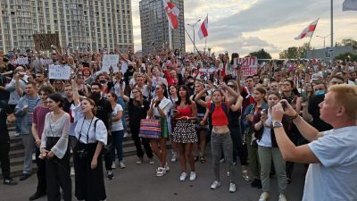 Exkluzív interjú: a belarusz közrádiónak dolgozott, de a rendőrterrort látván sztrájkba kezdett