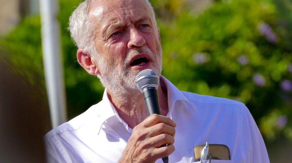 A brit Munkáspárt-szavazók több mint fele lemondatná Jeremy Corbynt