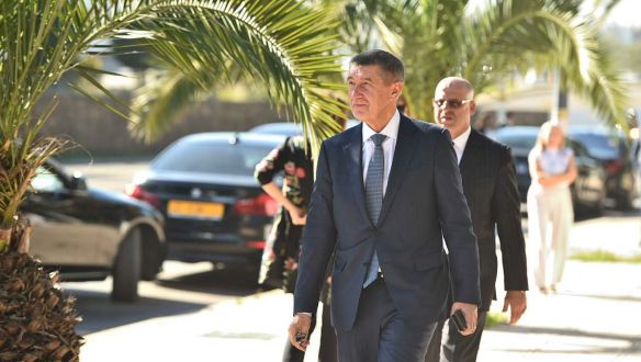 Babiš: Ursula von der Leyen legfőbb érdeme, hogy nem ő Frans Timmermans