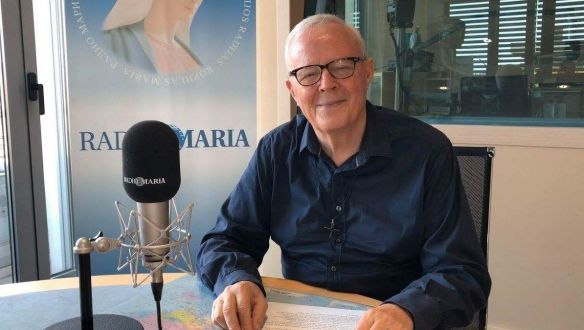 Az olasz Mária Rádió vezetője szerint a járvány végén „a világelit” zombivá változtatja az emberiséget