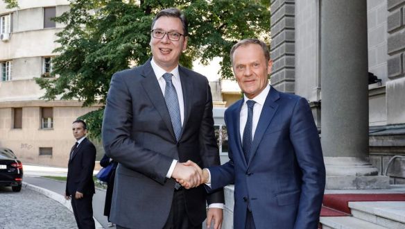 A Néppárt elnöke gratulált Vučićnak a választáshoz, ahol alig jutott be ellenzéki a parlamentbe