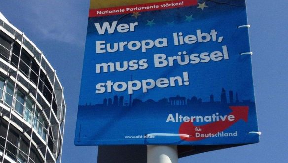 Az AfD az Azonnalinak: Orbántól függetlenül állítanák meg Brüsszelt