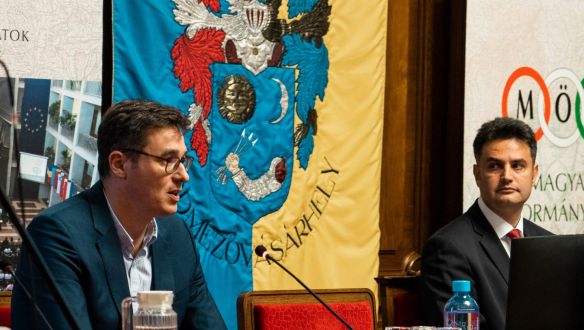 Visszalép Karácsony Gergely a miniszterelnök-jelöltségről, Márki-Zay Pétert támogatja