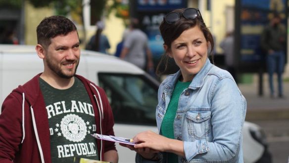 Előválasztás Újbudán: a párbeszédes Barabás Richárd visszalép Orosz Anna javára