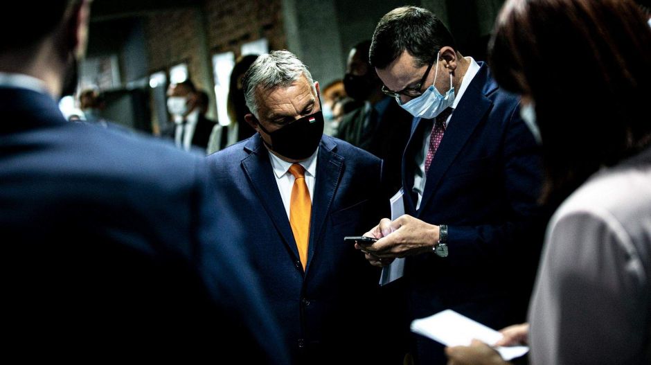 Új év, új én, gondolhatta a Fidesz, majd regisztrált az Instagramra
