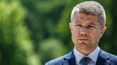 Nyelvvizsga nélkül szerzett diplomát Ágh Péter fideszes képviselő
