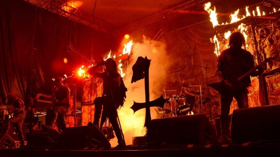 16 ezer aláírás után inkább betiltottak egy metálkoncertet Szingapúrban