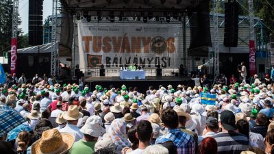 Belső utasítással pörgetheti fel a kormány a határon túli szavazók számát a választásokra