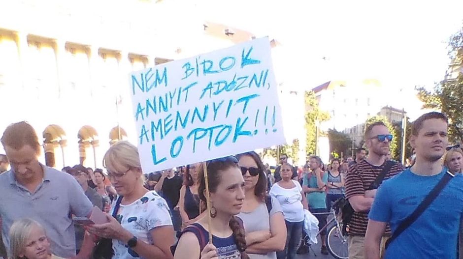 Nagyjából kétezren mentek el a második KATA-tüntetésre