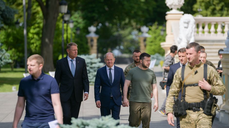 Macron, Scholz, Draghi és Johannis támogatják Ukrajna és Moldova EU-s tagej9öltségét