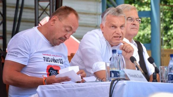 Óriásit filozofált önmagával Orbán Viktor Tusványoson: itt nézheted vissza, mit mondott