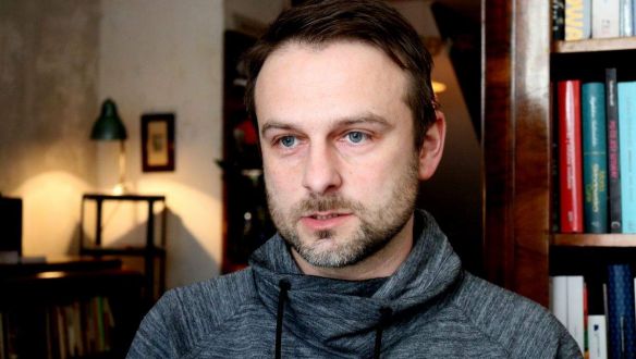 Lengyel-magyar két jó barát, de beleszólhat-e ebbe a politika?