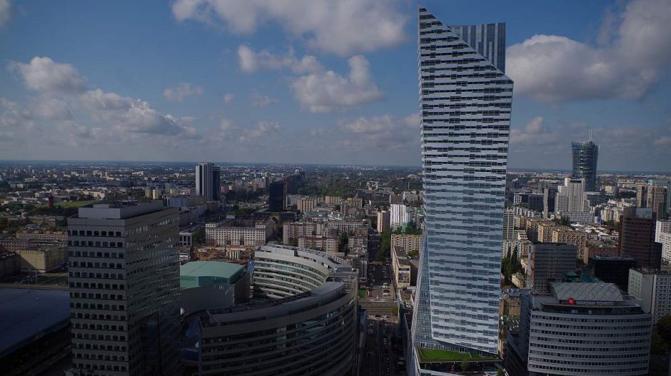 Lengyelország 7-es cikkes eljárást kapott az EU-tól karácsonyra: mi miért nem?