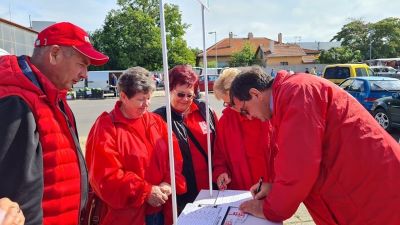 Az MSZP-Párbeszéd is összeszedte minden jelöltjének az előválasztáshoz való induláshoz szükséges aláírást