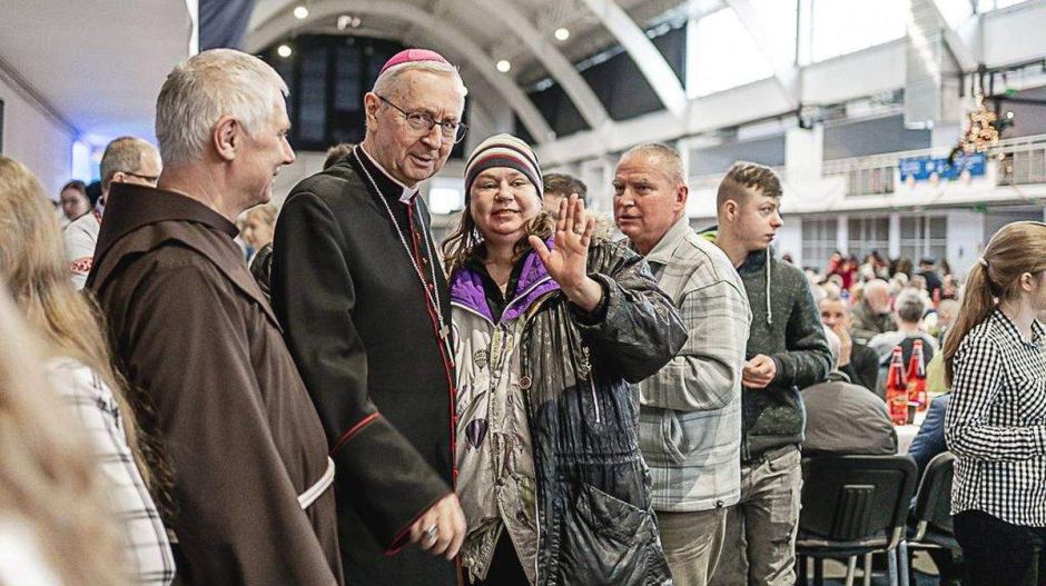 Poznań összes rászorulójának főztek vacsorát Lengyelország legnagyobb karácsonyi vásárán