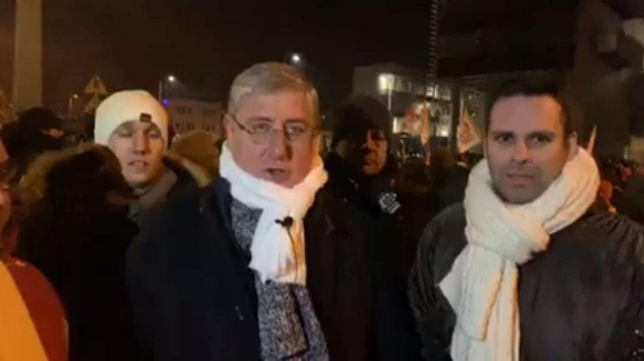 Gyurcsánnyal csak szelfizni lehet, interjúzni nem