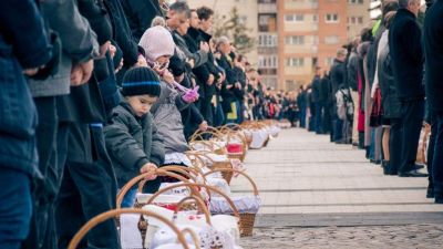 Aki ebből hívő lélekkel eszik, az testének erőt, lelkének üdvösséget nyer