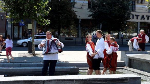 Az elmúlt száz év megpróbáltatásai ellenére is itt vagyunk