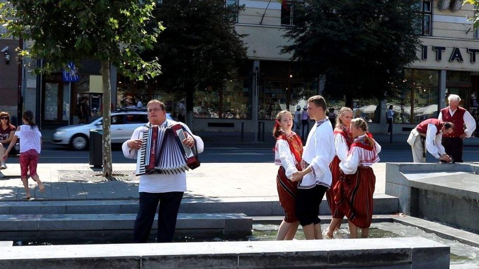 Az elmúlt száz év megpróbáltatásai ellenére is itt vagyunk
