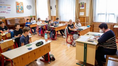 Mi a baj az iskolai kompetenciamérésekkel és hogy lehetne jobbá tenni őket?