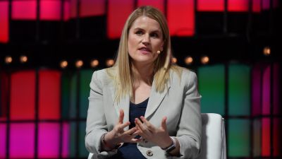 November 8-án az Európai Parlament is megismerheti a Facebook titkait