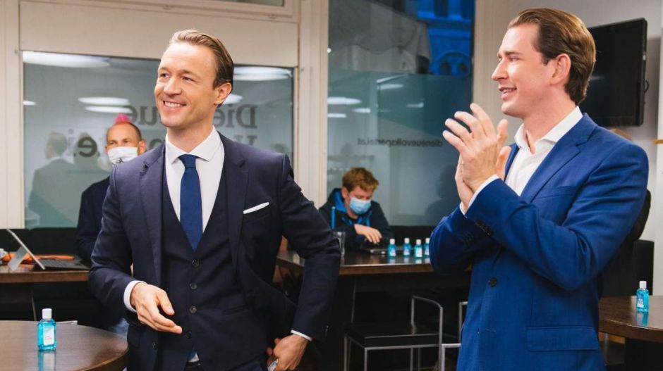 Az ügyészség és az alkotmánybíróság is beindult Sebastian Kurzék ellen