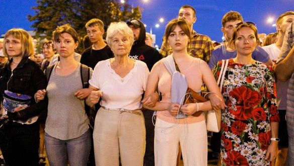 A forradalom küszöbén? Négy pontban Belarusz jövőjéről