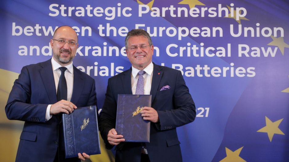 Ukrajnától fog az EU akkumulátor-nyersanyagokat vásárolni, hogy csökkentse a függését Kínától