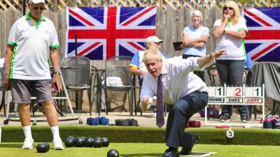 Már ma este megbukhat Boris Johnson