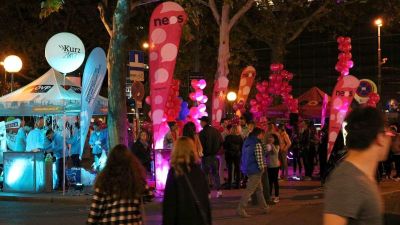 Durva: Szórakozni se hagyják a fiatalokat a neoliberálisok Bécsben! + FOTÓKKAL!!