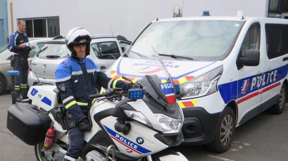 Ki fogja így a sárgamellényeseket verni? A francia rendőrök is sztrájkra készülnek 