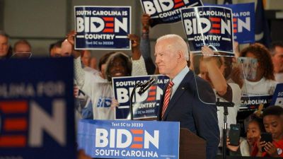 Megmenti a kampányát Obama alelnöke? Dél-Karolinában kiderül!