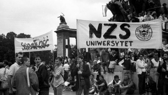 Így segítettek a szocializmusban a magyar ellenzéknek konspirálni a lengyelek