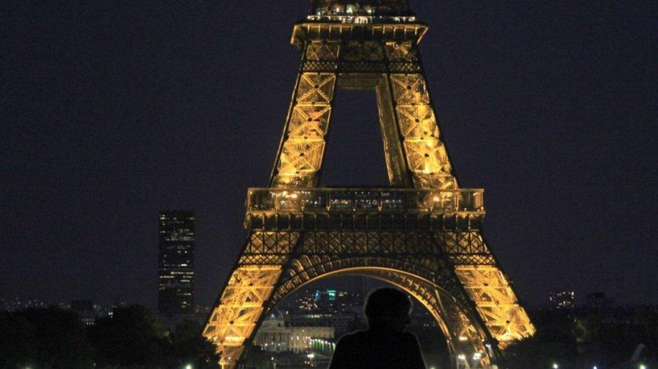 A francia kormány engedné a mesterséges megtermékenyítést az egyedülálló és a leszbikus nőknek is