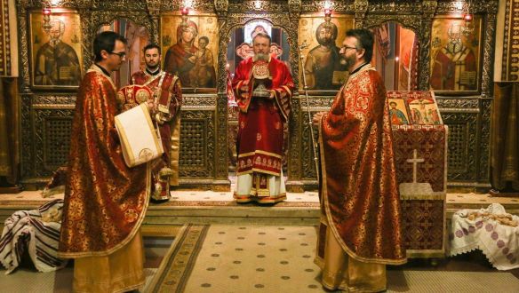 A román ortodox egyház besegít az államnak az oltáskampányban