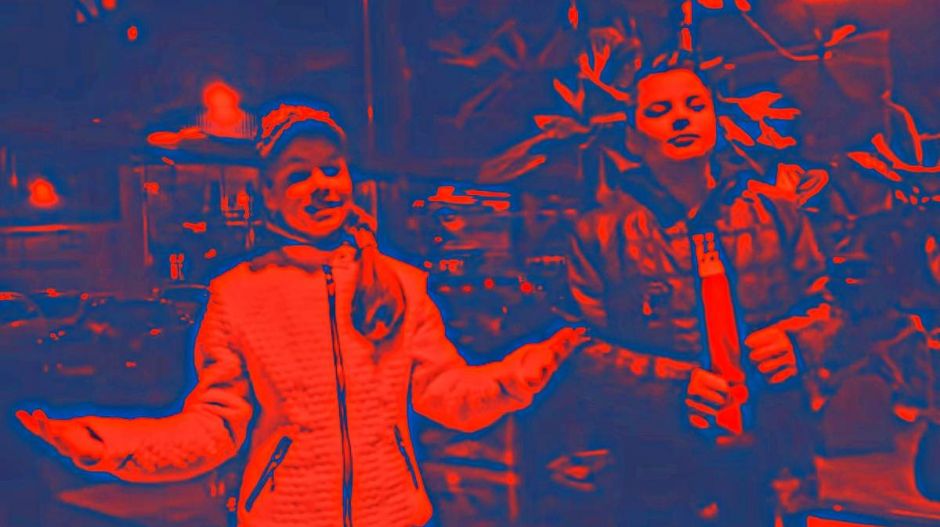 Mulatós dalban éneklik el, miért nem győzi le a koronavírus Romániát