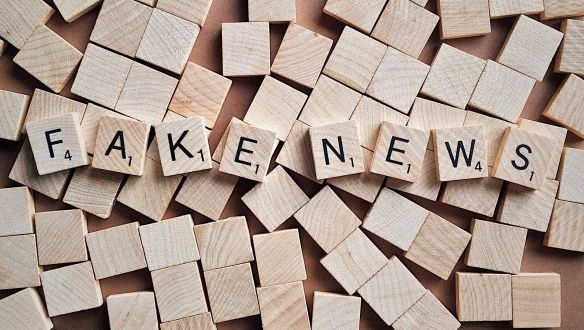 Álhírekről indít előadásokat a MÚOSZ