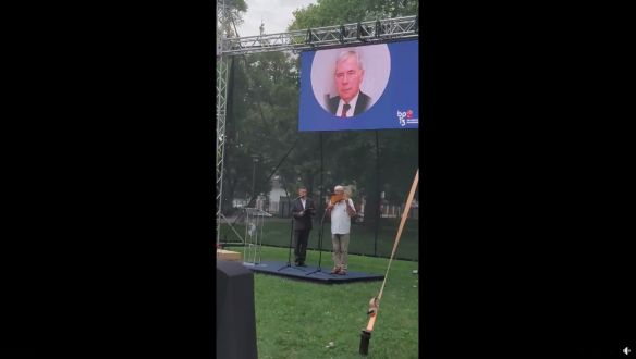 Pánsíp és Tüttő Kata: felejthetetlen születésnapi megemlékezést kapott Horn Gyula