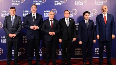Várhelyi Olivér: Oroszország Európában vívott háborúja ébresztő jel arra, hogy fel kell gyorsítani az uniós csatlakozási folyamatot
