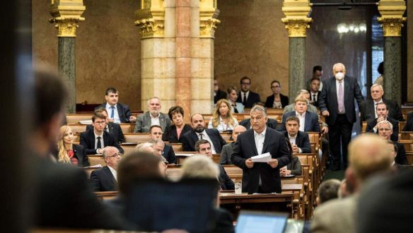 A kormány benyújtotta a veszélyhelyzet végéről szóló törvényt, cserébe bővíti a lehetőségeit egészségügyi válsághelyzetben
