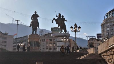 Albán miniszterelnöke lesz Észak-Macedóniának – de csak száz napra