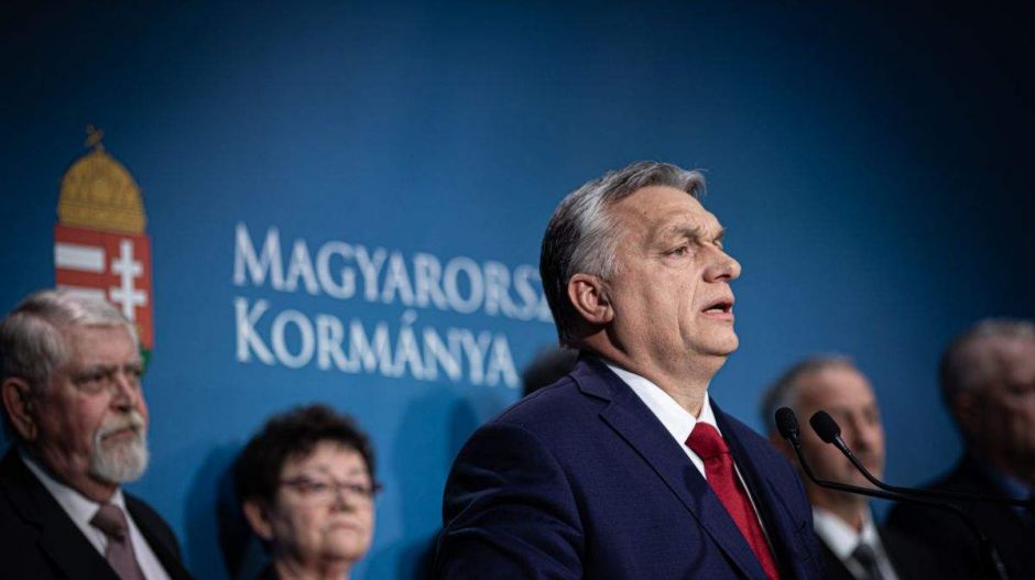 Felfüggesztik az adótartozások végrehajtását, újabb gazdaságvédelmi intézkedések jönnek. Koronainfó percről percre az Azonnalin!