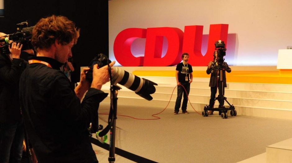 Merkel pártja levette a pályáról Merkel egyik fontos szövetségesét