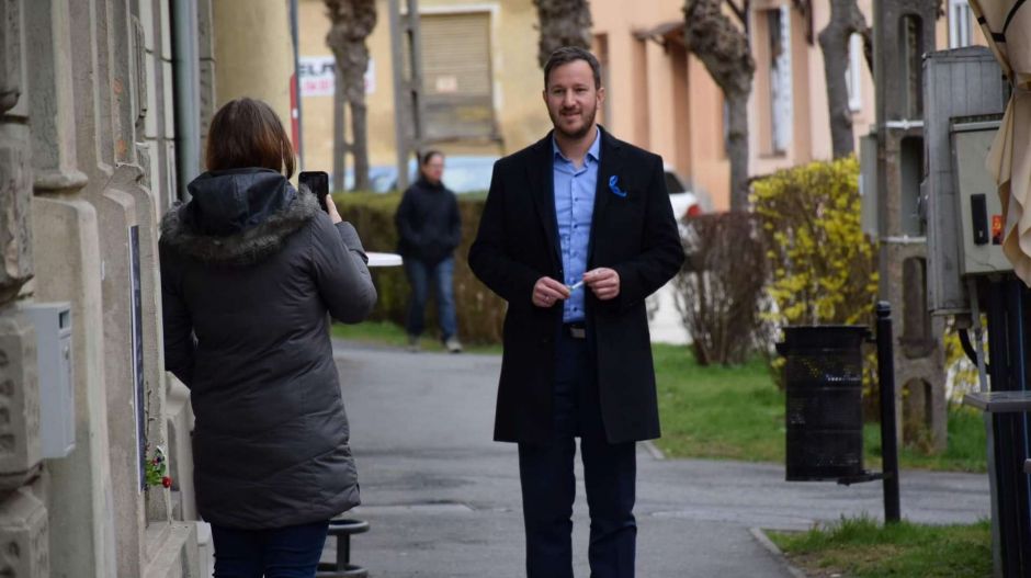 Bana Tibor azt állítja, vasárnap éjszaka megfenyegették a fideszes parlamenti képviselő emberei