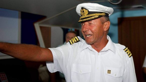 Băsescu az Azonnalinak: Nagyon különös, hogy Sztálinnak és a Fidesznek ugyanaz a víziója