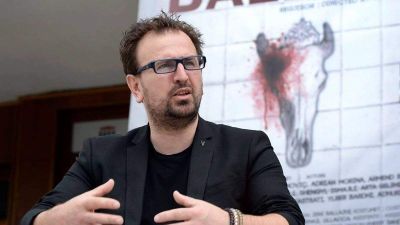 Az év európaijának választották, de nem engedték be az EU területére