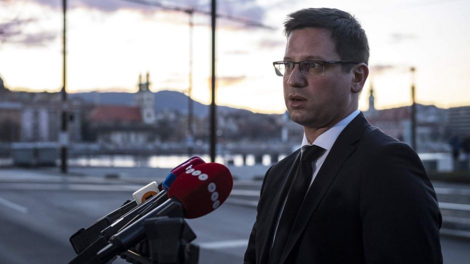 Gulyás: százezres nagyságrendű munkanélküliséggel számolunk, az a kérdés, hány százezres